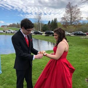 Meet your Posher, Brooke